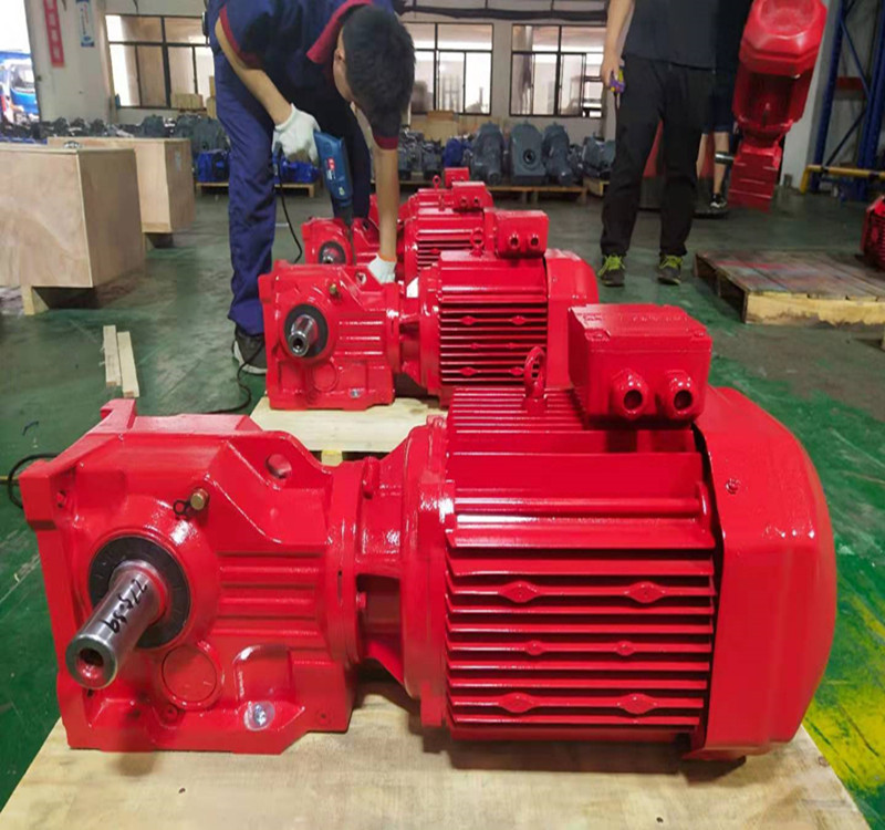 上海廠家直供K67齒輪減速機(jī) 斜齒輪減速機(jī) 傘齒輪減速機(jī)傳動(dòng)平穩(wěn)