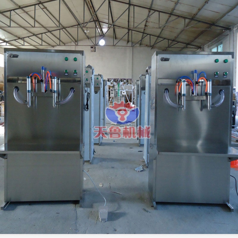 雙頭半自動活塞式液體灌裝機