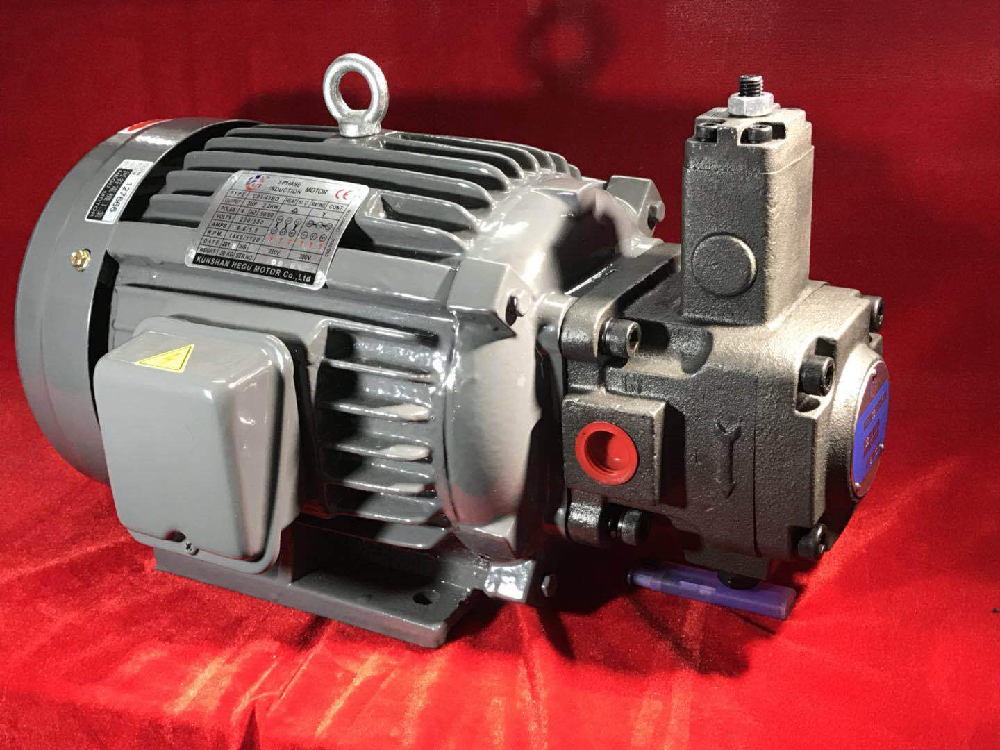 廠家生產(chǎn)臺灣款 油泵電機 油壓電機 液壓電機 內(nèi)軸電機 內(nèi)插電機