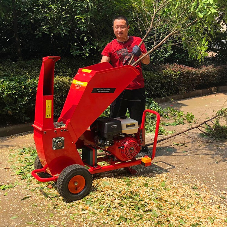 果園移動機械枝條碎枝機 樹枝雜草秸稈粉碎機 園林破碎機樹葉碎木