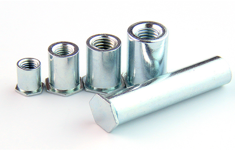 碳鋼壓鉚螺柱_04