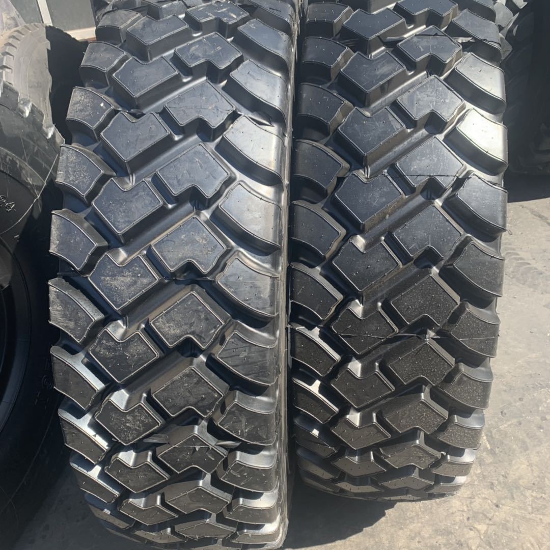 廠家現(xiàn)貨 13.00r24 14.00r24 16.00r24 平地機(jī)輪胎吊車輪胎