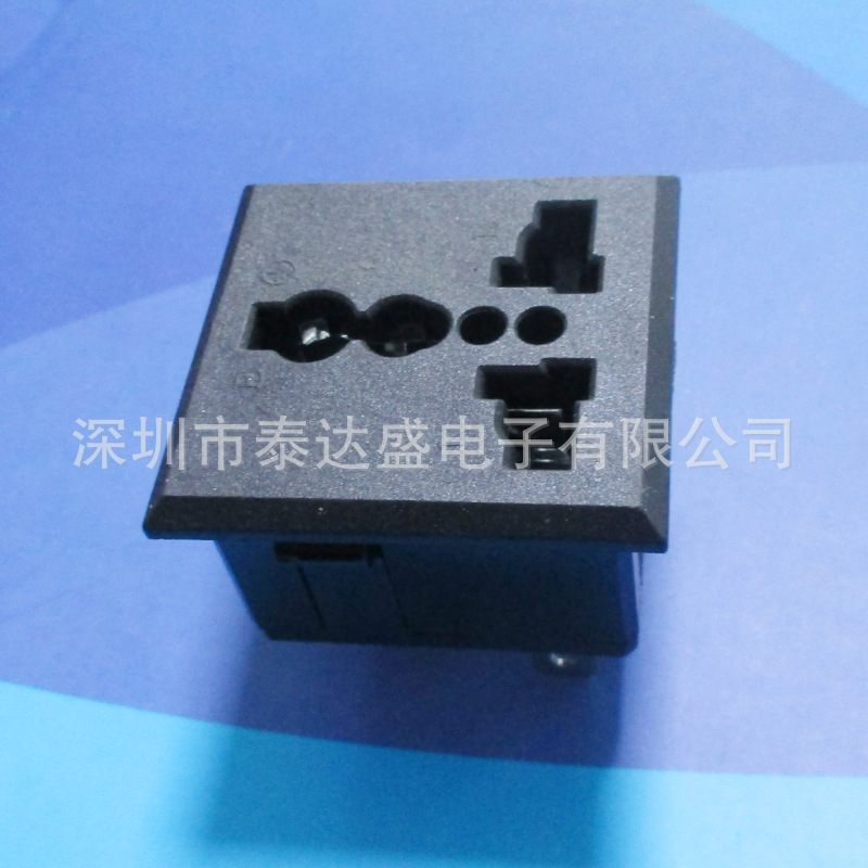 大三孔可插多國插頭母座 老化設(shè)備多用大三孔多功能13A插座LH-08