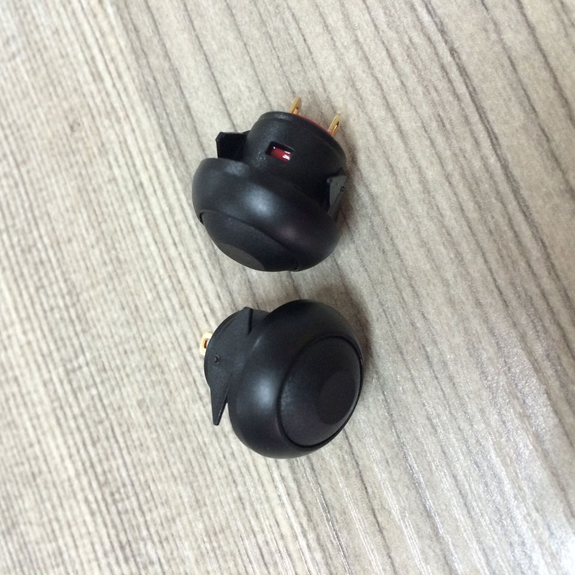 PAS6B1M1CAS2-5卡位復(fù)位黑色全防水按鈕