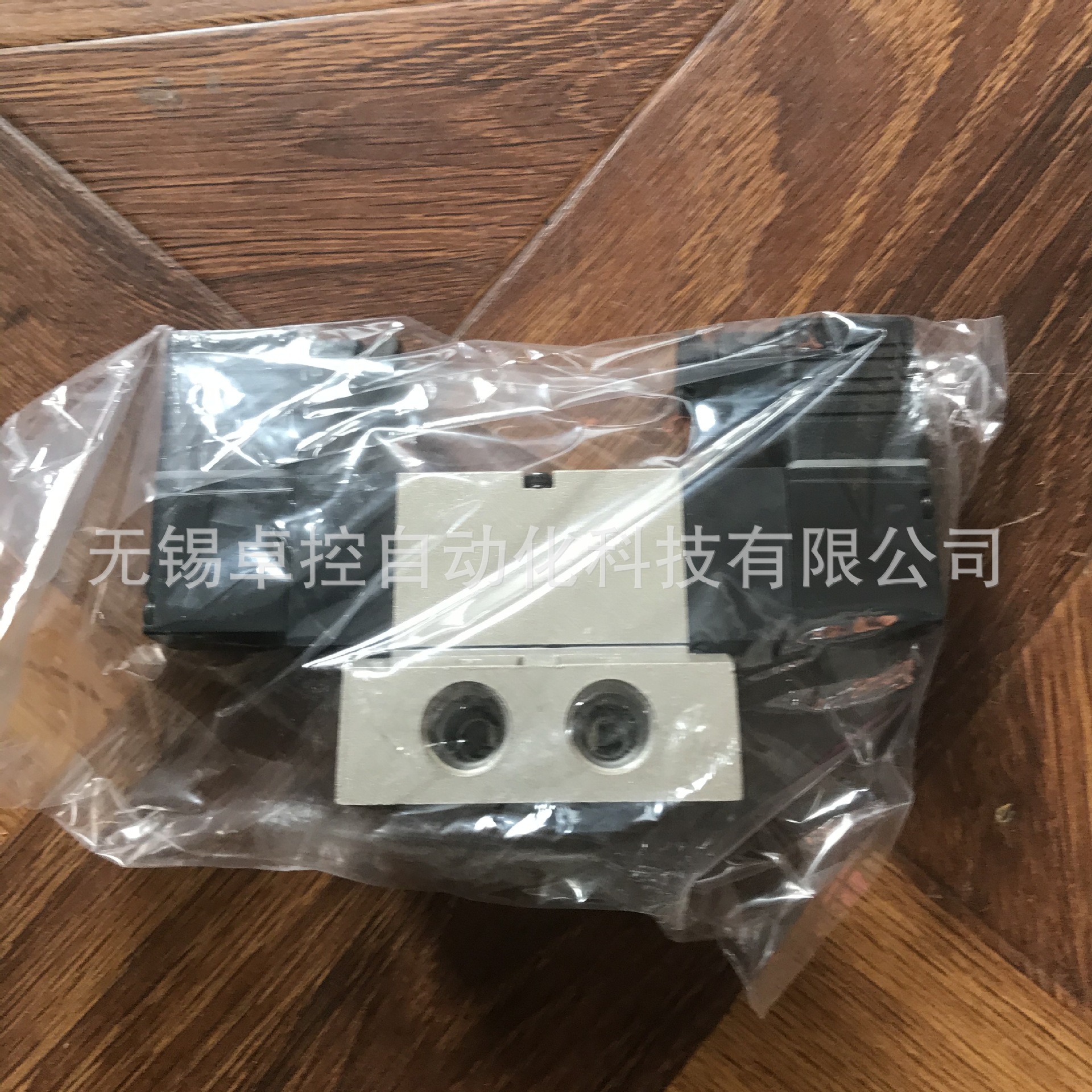 4KB320-10-M1B-DC24V-2