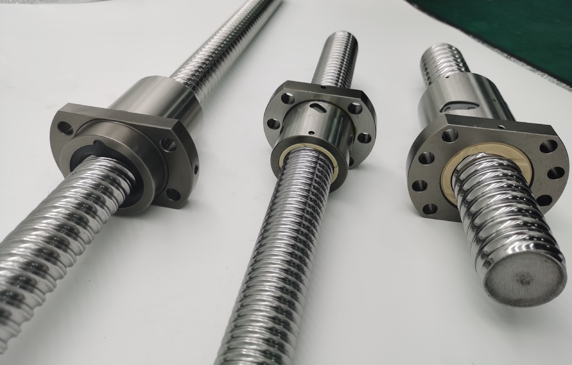 滾珠絲桿，替代TBI，絲桿，蘇州滾珠絲桿，滾珠絲杠，蘇州絲杠