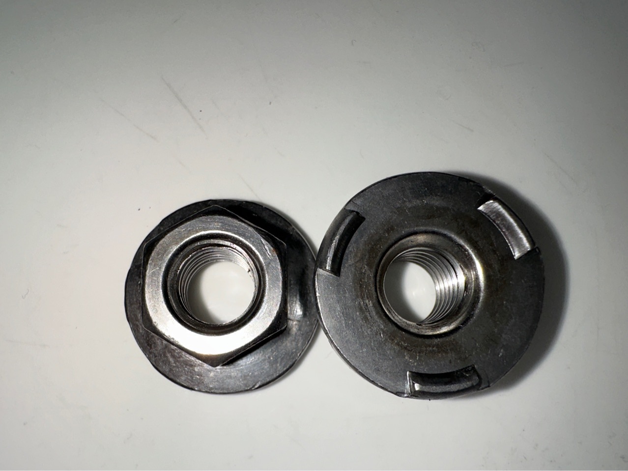 法蘭六角焊接汽車螺母 M10內(nèi)牙紋 精密零件 M8焊接螺母