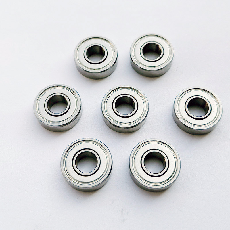 CVH軸承鋼滾珠軸承626ZZ內(nèi)徑6mm外徑19mm厚6mm高速密封小軸承