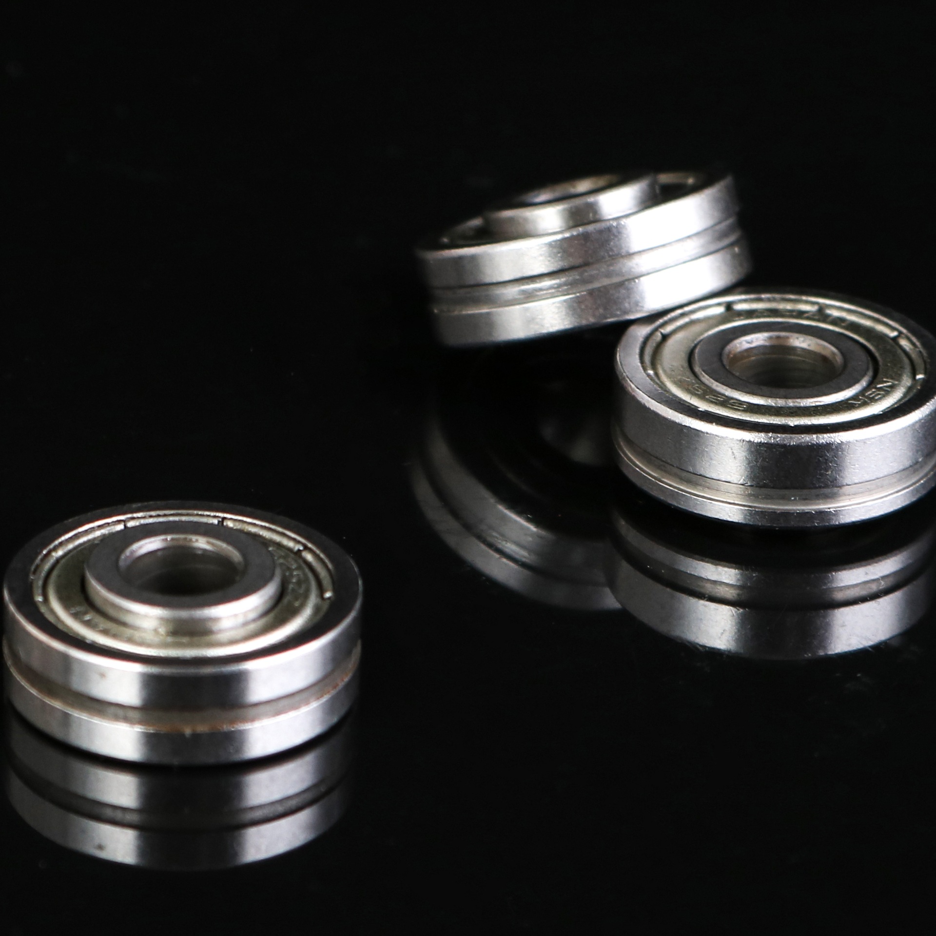 625ZZ單凸深溝球軸承 16*6*5外圈單槽非標(biāo)訂制軸承 現(xiàn)貨批發(fā)