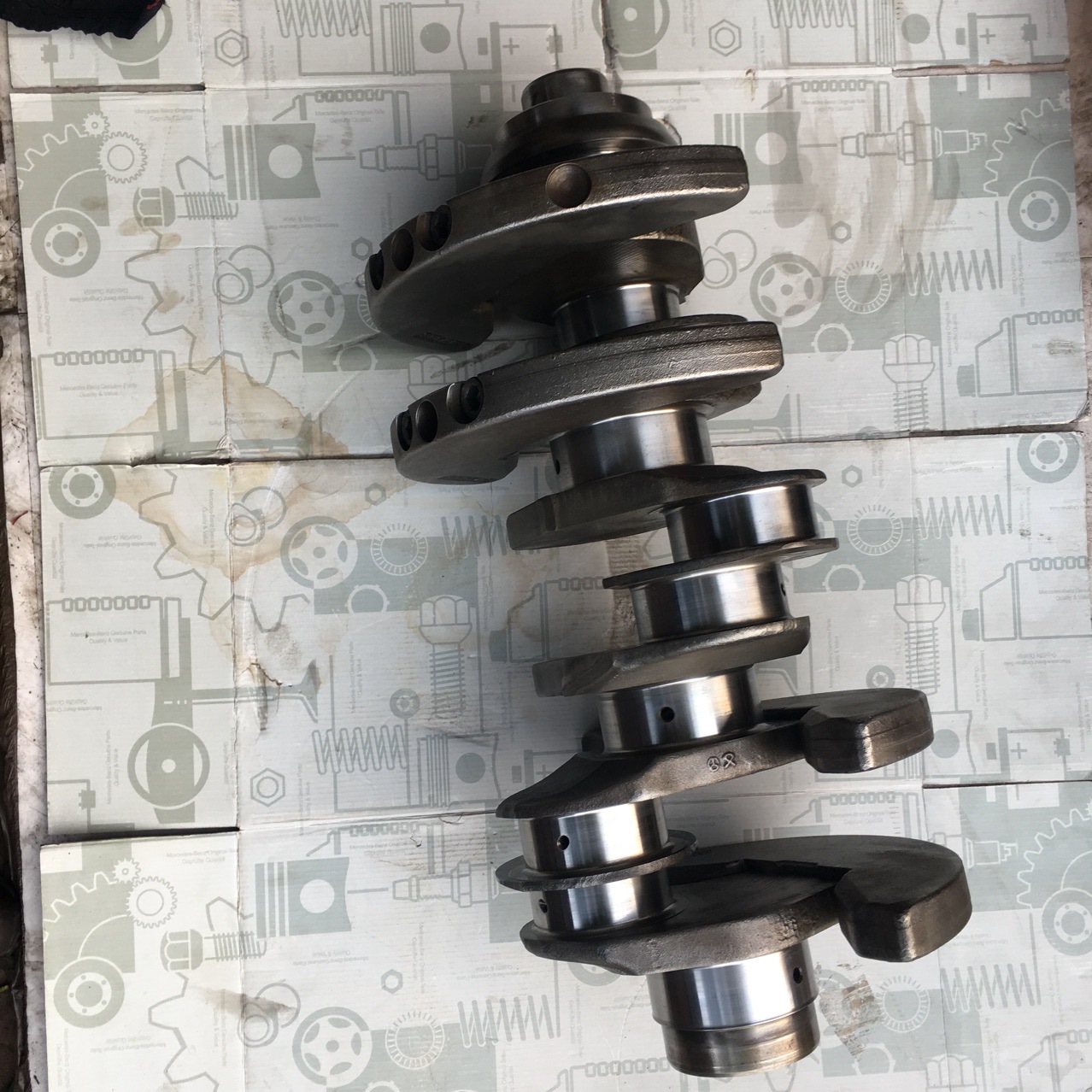 適用于奔馳卡車配件OM502LA曲軸