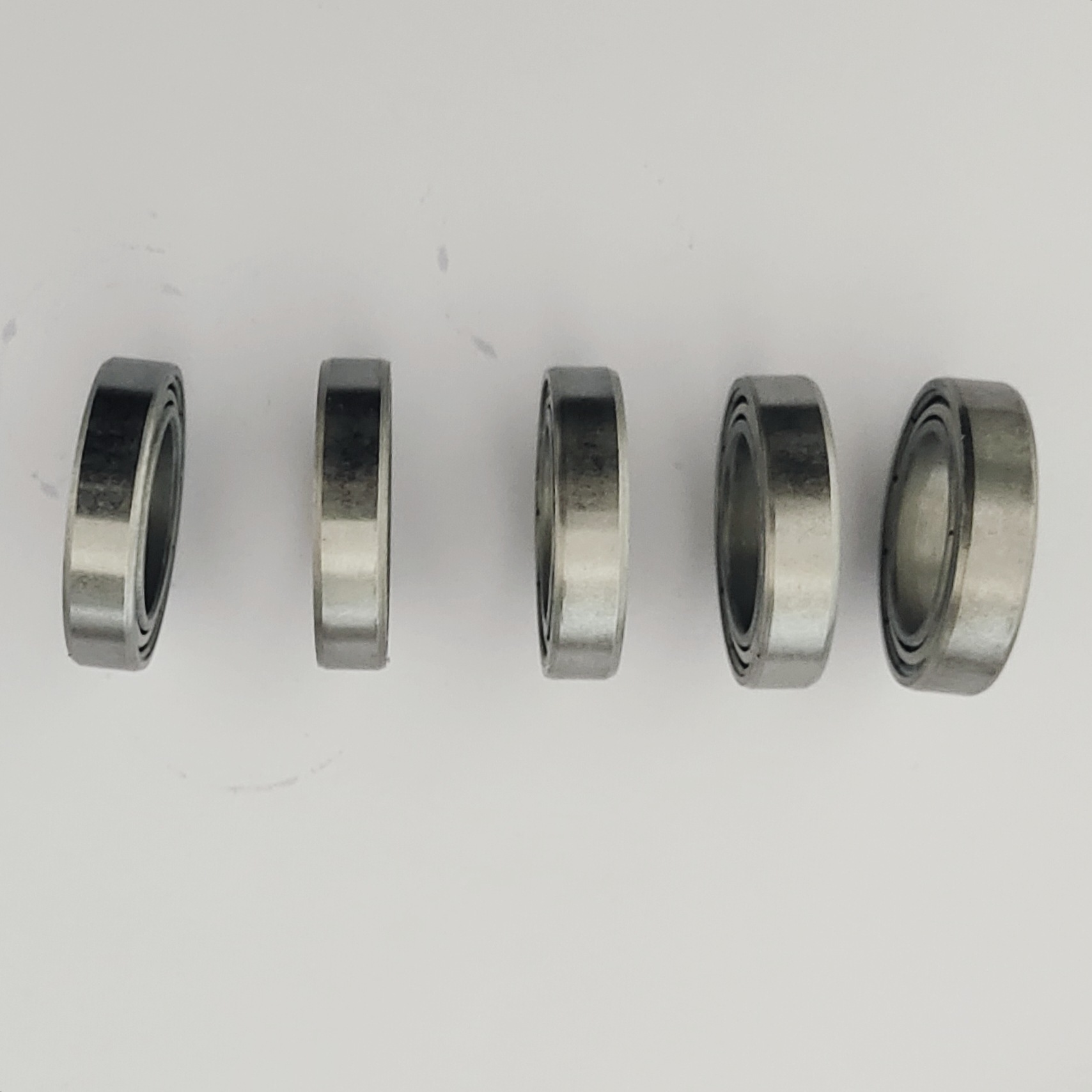 碳鋼6804小軸承，深溝球軸承，內(nèi)20外32厚7