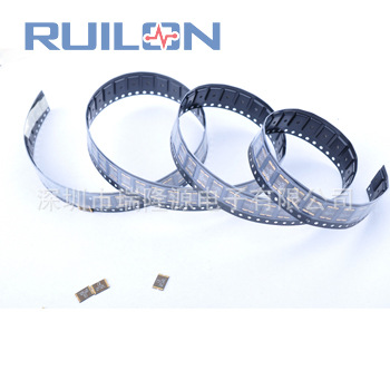 廠家直銷自恢復(fù)保險(xiǎn)絲SMD1210P110TF