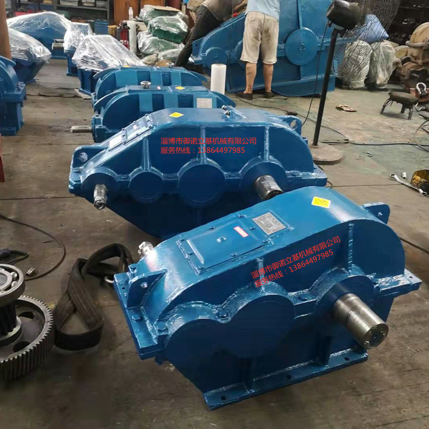 減速機(jī) 照片-03