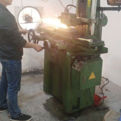 提供五金沖壓件，家具五金配件，電子五金配件，五金沖壓模具加工