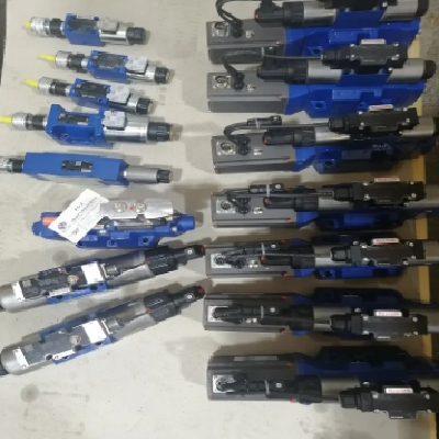 REXROTH比例閥 力士樂(lè)液壓閥 4WRL25V370M-30/G24Z4/M 德國(guó)原裝現(xiàn)貨