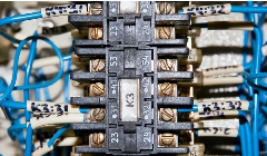 電路中經(jīng)常使用的4大繼電器，老電工詳細(xì)講解繼電器的動(dòng)作原理