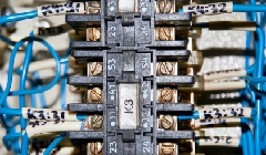 繼電器測試中常見的故障和解決方法有哪些？