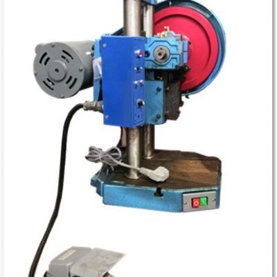 東莞液壓機(jī)廠家現(xiàn)貨供應(yīng) 小型精密臺(tái)式電動(dòng)沖床 腳踏開關(guān)電動(dòng)沖床