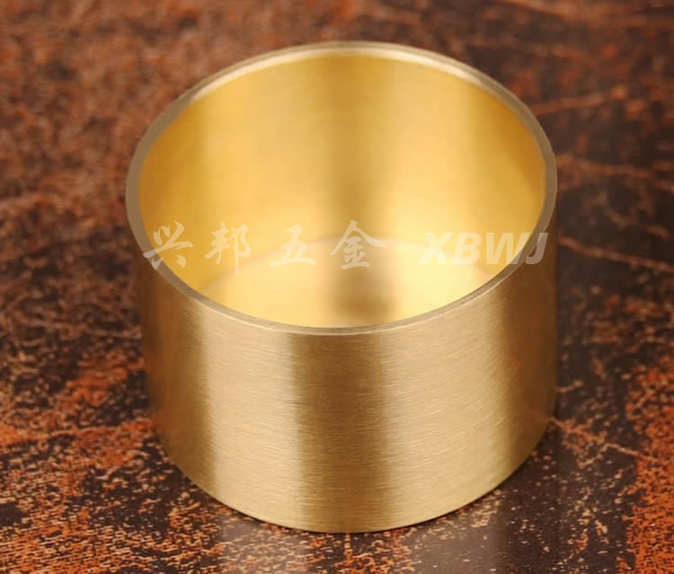 沙發(fā)輕奢銅件