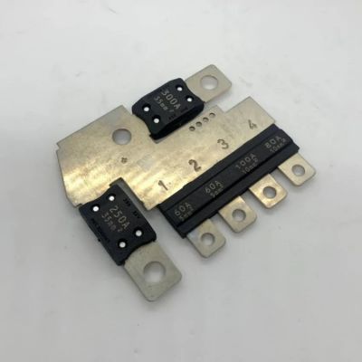 適用科魯茲君威君越邁銳寶電瓶保險絲螺栓型汽車保險片20914309