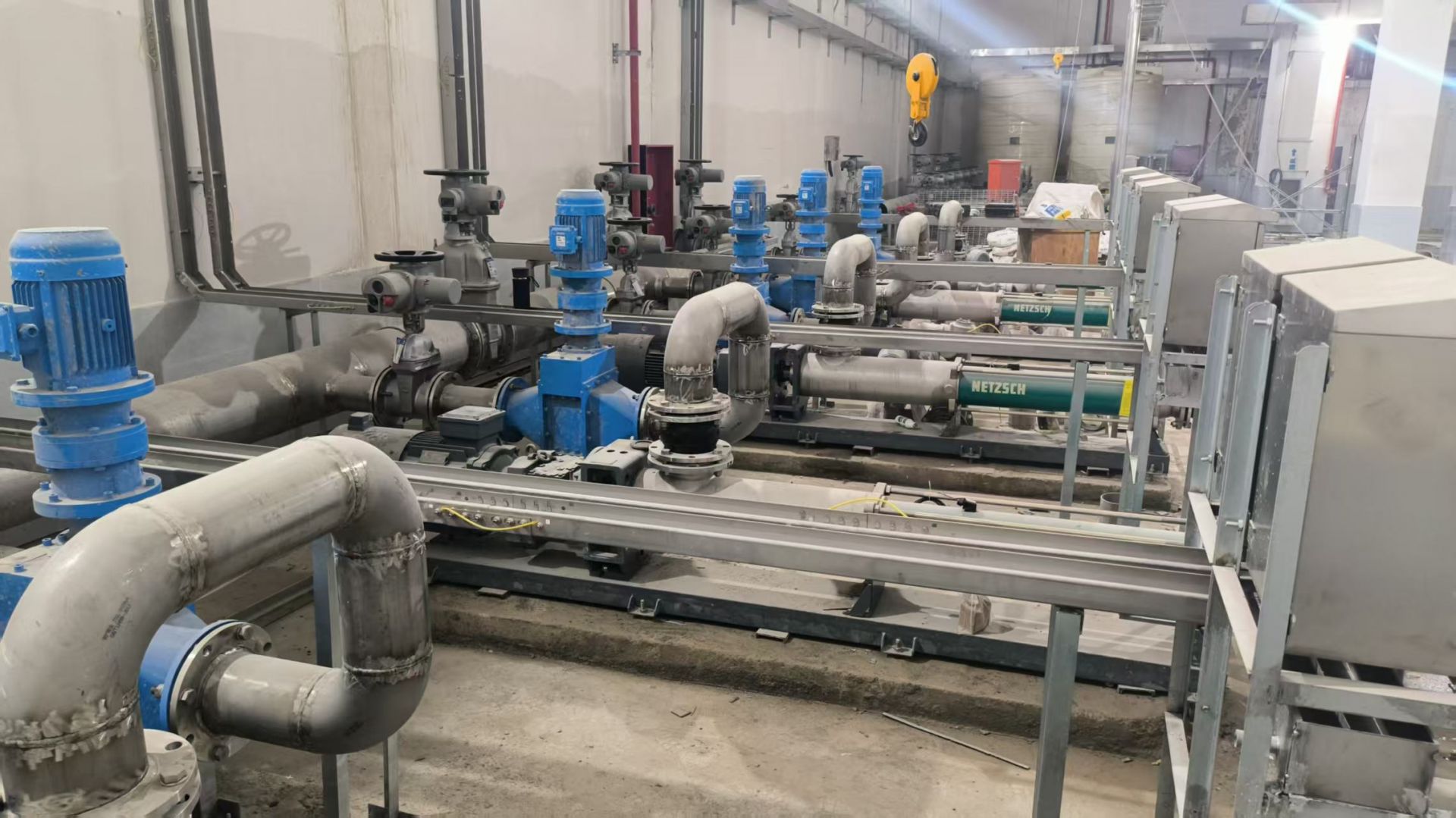 污泥切割機東莞安裝現(xiàn)場