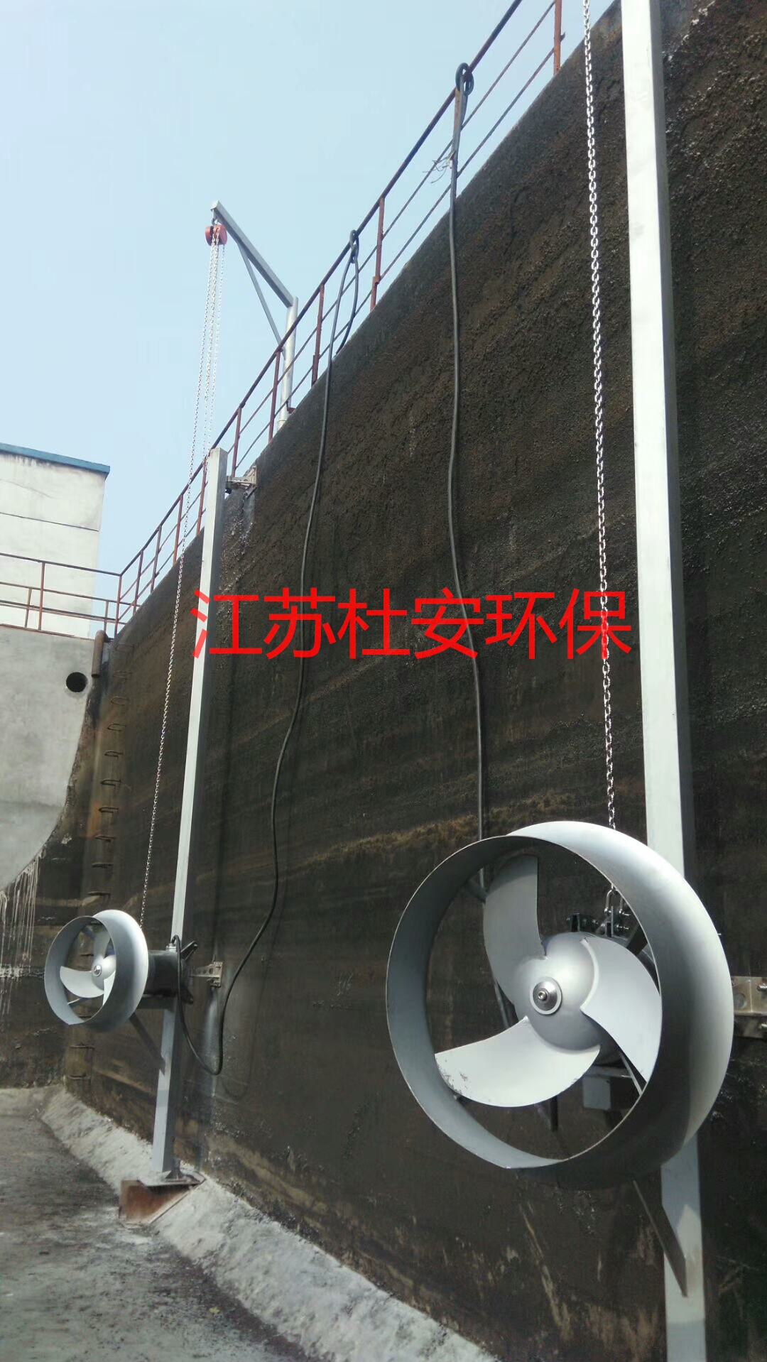 安裝現(xiàn)場(chǎng)圖片。1 (1)