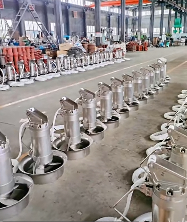 QJB潛水?dāng)嚢铏C(jī)裝配車(chē)間