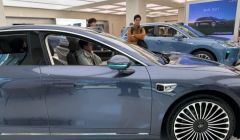 2025年汽車(chē)產(chǎn)銷(xiāo)創(chuàng)新高，新能源主導(dǎo)下規(guī)模質(zhì)量齊升